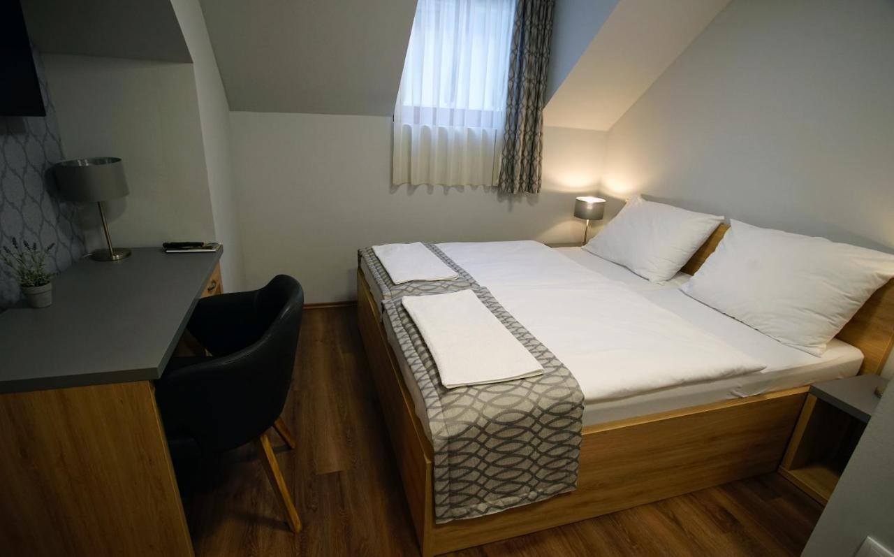 Dolce Vita Panzio Miskolc Eksteriør billede